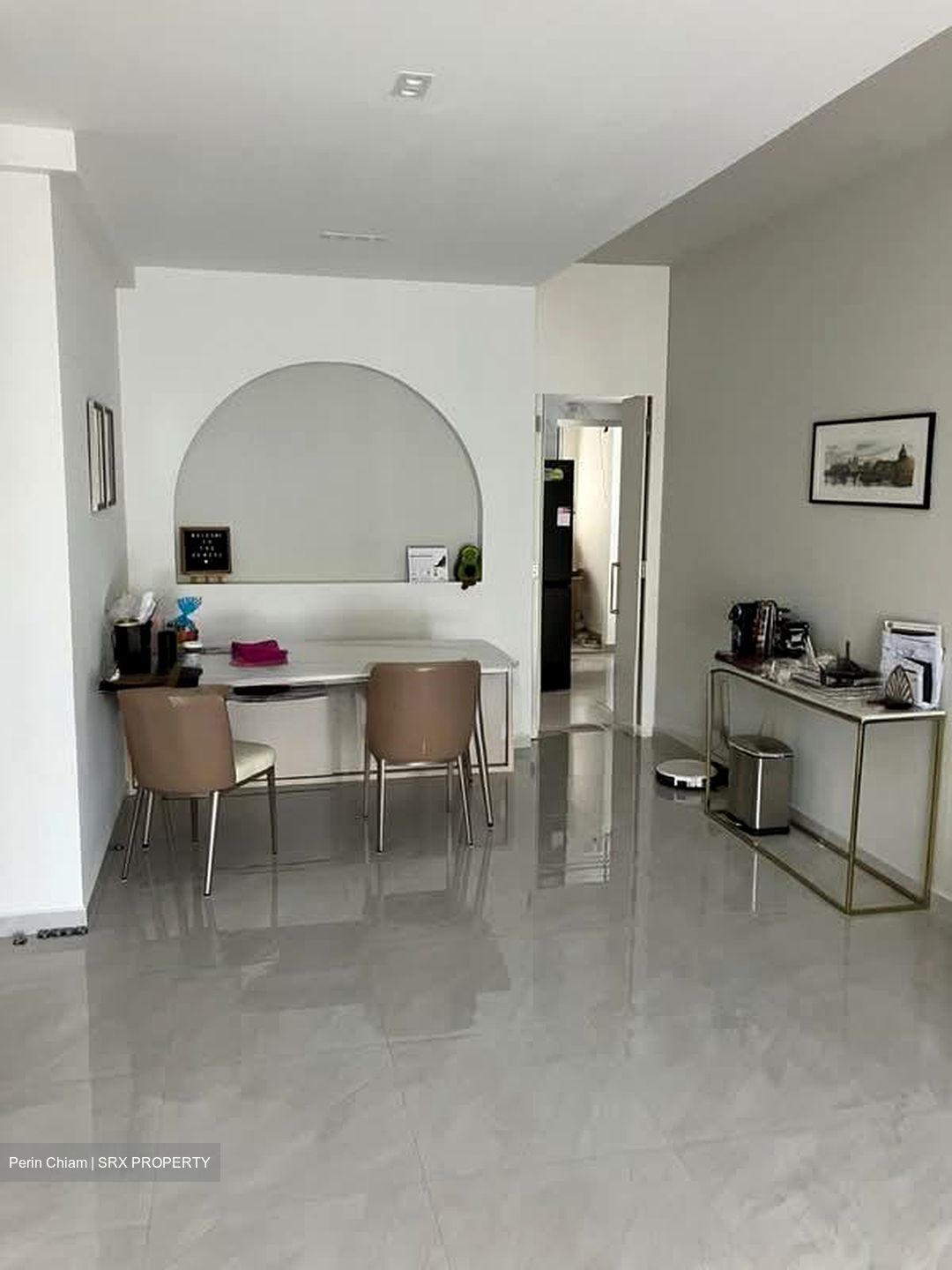 Parkview Apartments (D23), Apartment #556469221